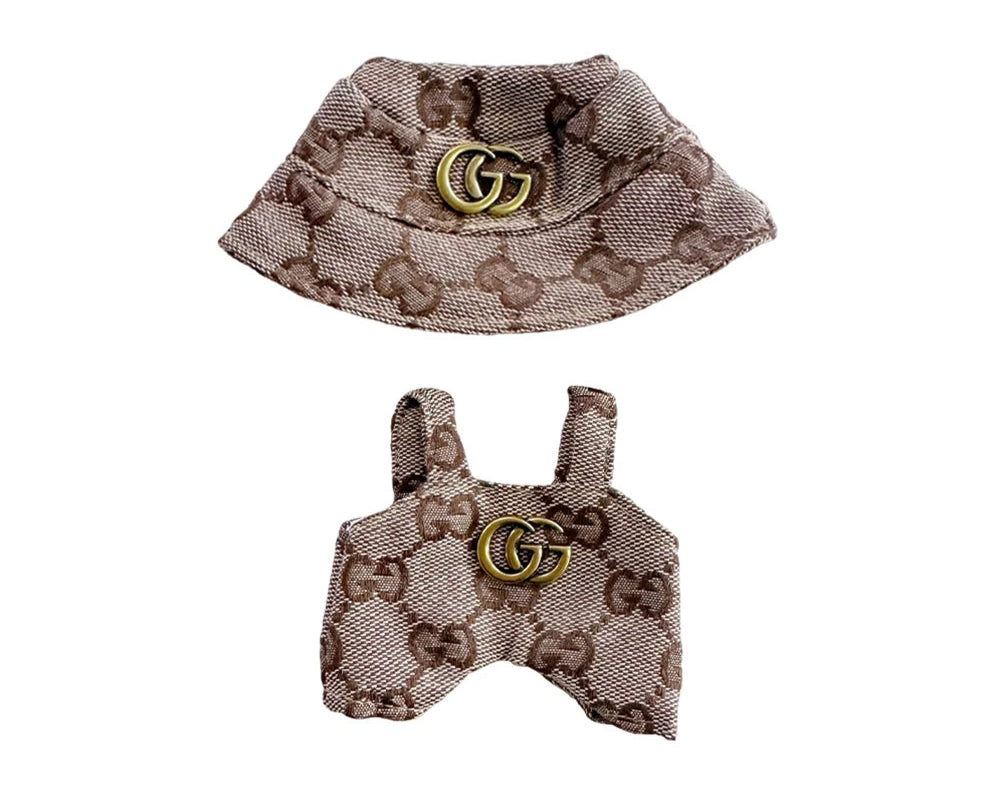 Upgrade your Labubu outfits with this Monogram Hat & Jumpsuit Set! A stylish, high-quality designer look for your doll’s wardrobe. Perfect for collectors